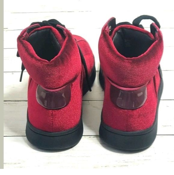 SOLD - Picture 6 of 10